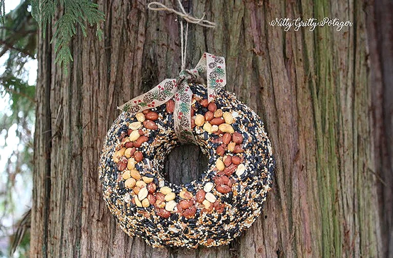 Large Birdseed Wreath&nbsp;Recipe